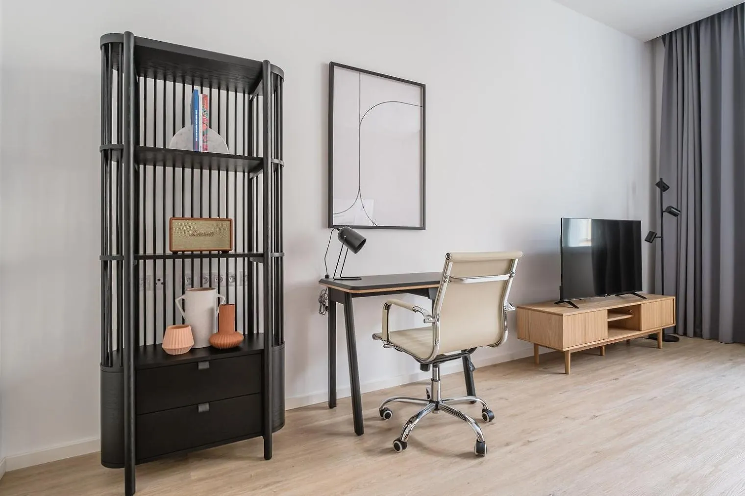 Blueground Vinohrady Balcony Luxury Area Prg-32 Daire Prag